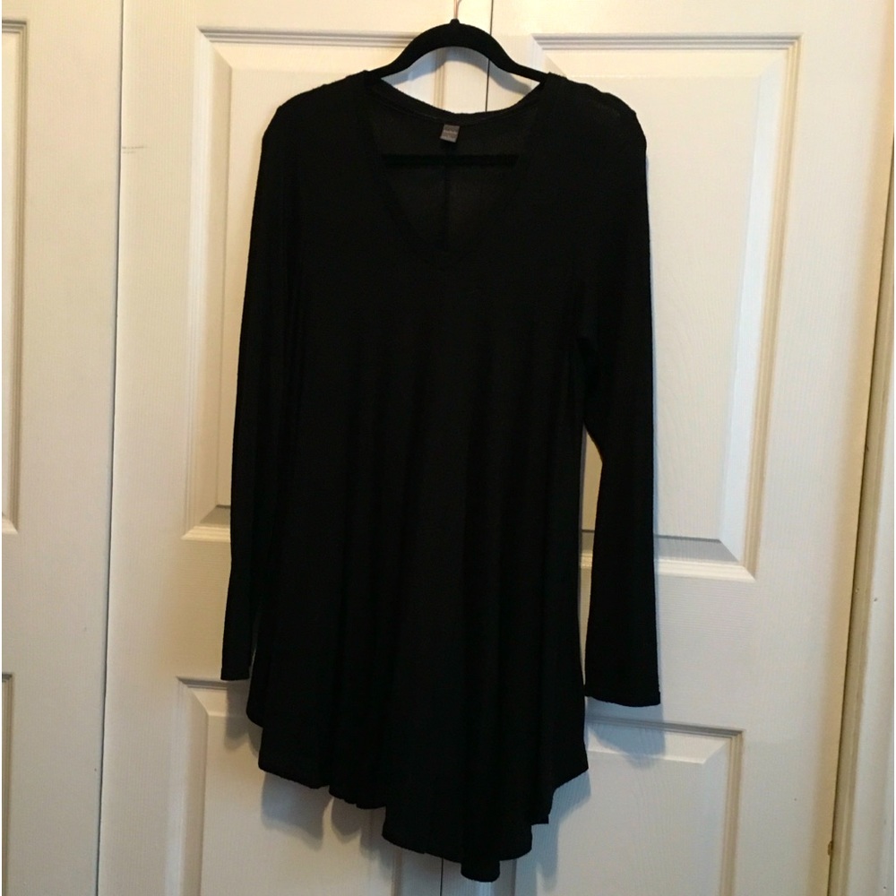 Long sleeved black top size large